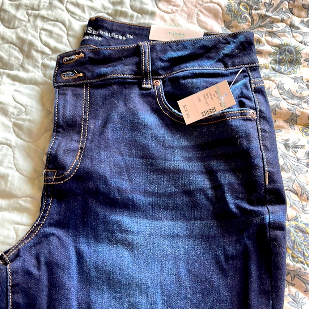 NWT Mid-rise Crop Jeans